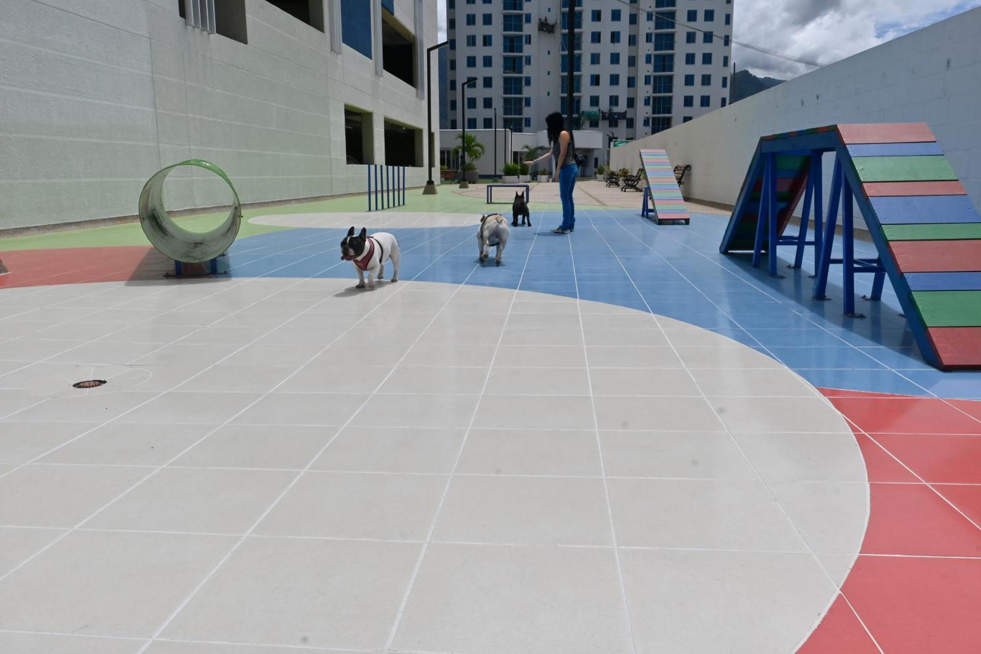 En Club Residencial * Ibagué